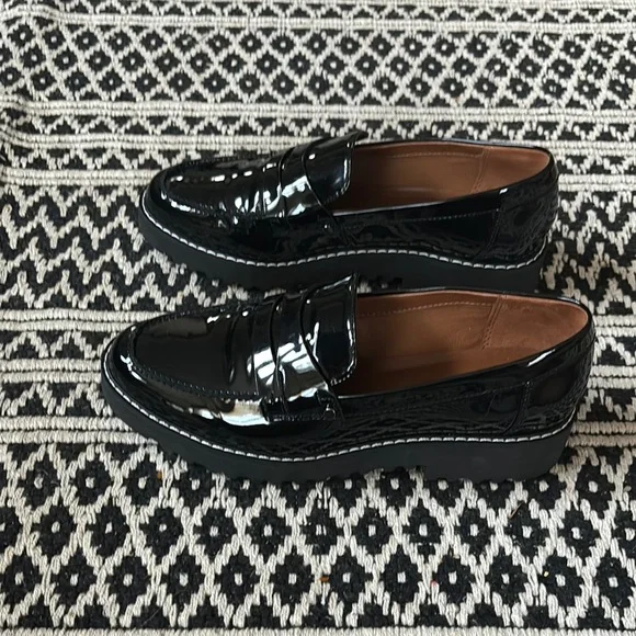 Franco Sarto Black Loafers Sleek Slip-Ons - Picture 5 of 5
